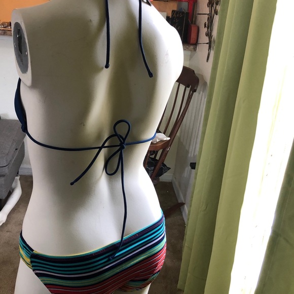 B suit - Picture 2 of 2